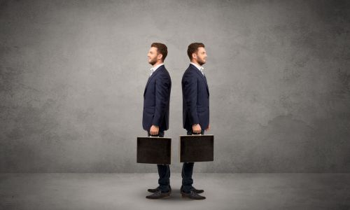 Inside sales vs. outside sales: diferencias, funciones y cómo combinarlos en una empresa industrial